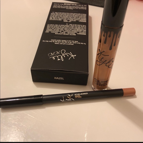 Kylie Cosmetics Hazel Lip Kit - Picture 2 of 4